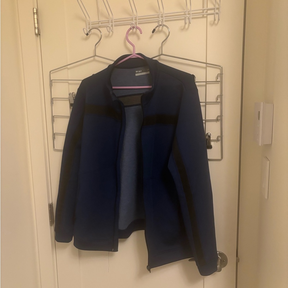 Lija Navy and Charcoal Top